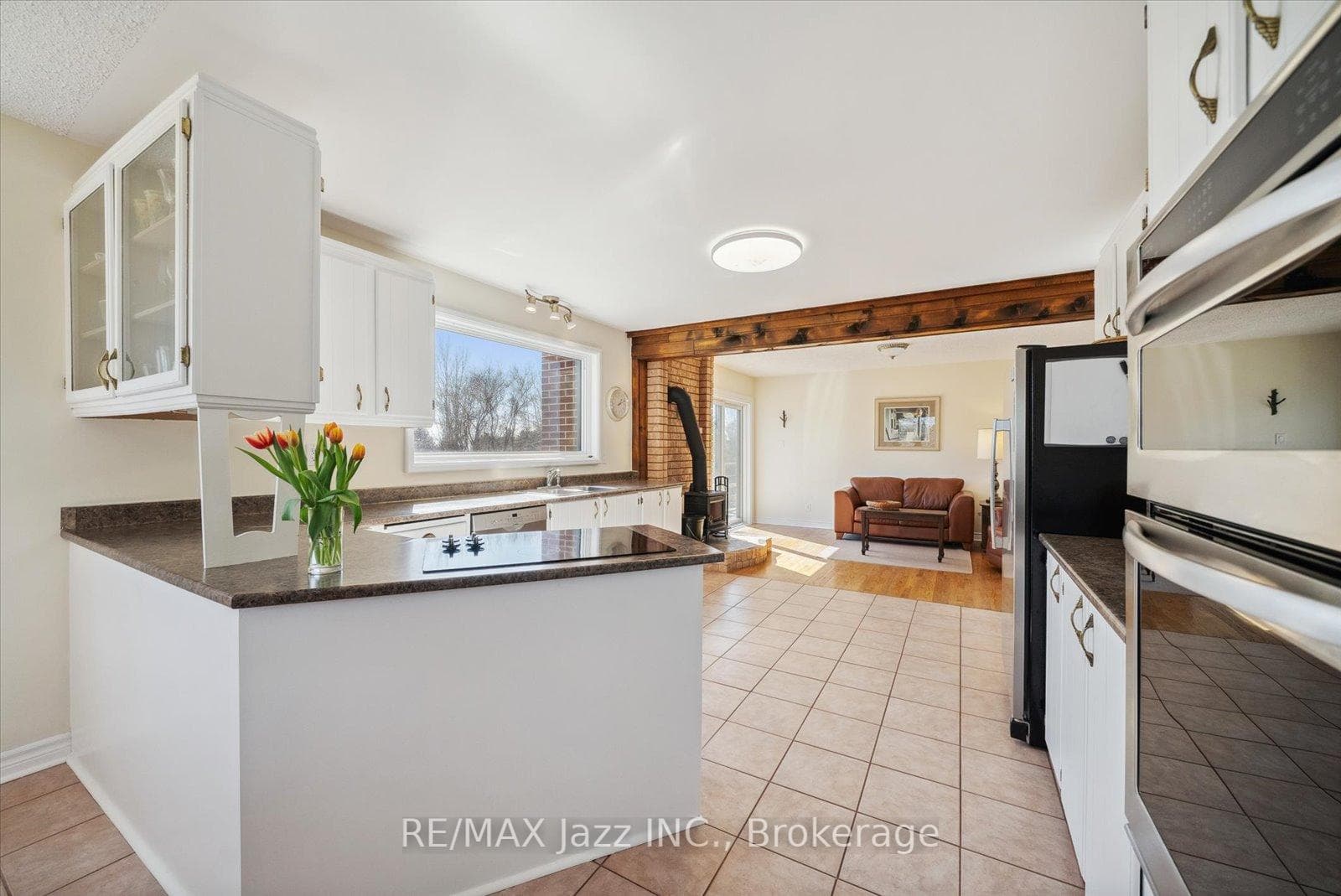 8733 Leskard Road photo 8