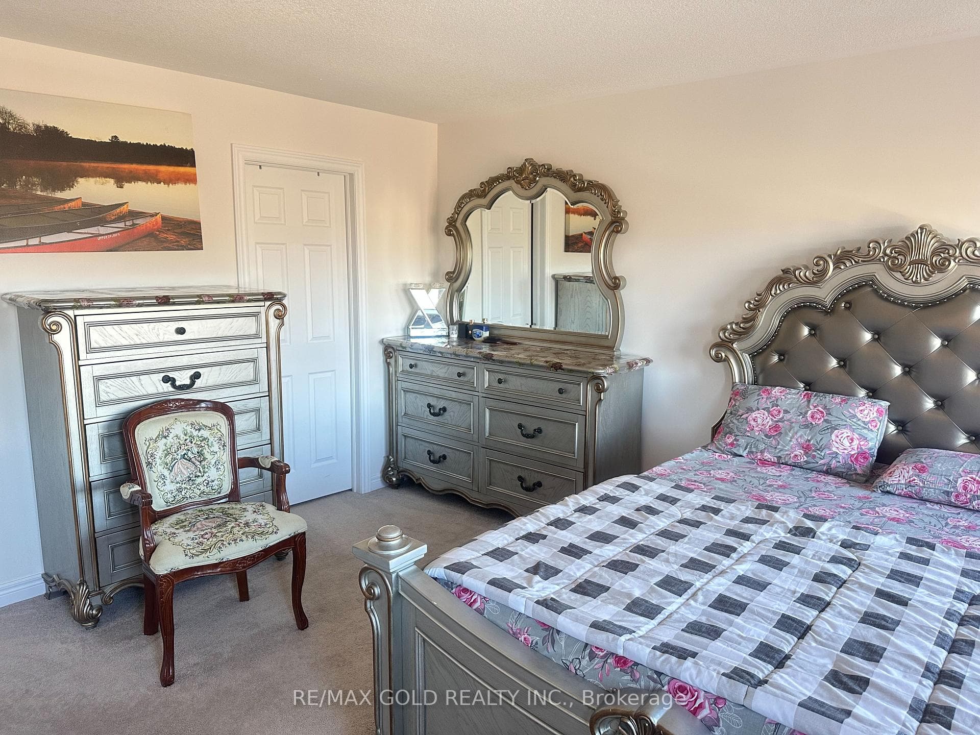 166 Deerpath Drive Unit 32 photo 16