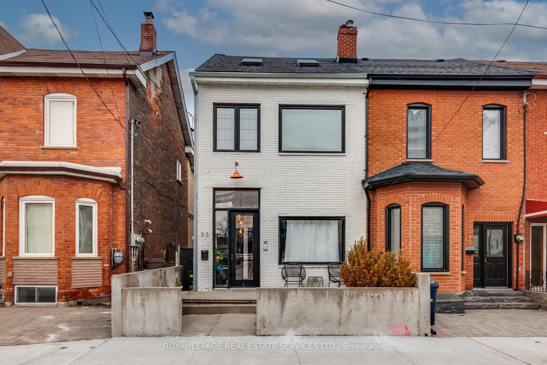 53 Gladstone Avenue Unit M photo 1
