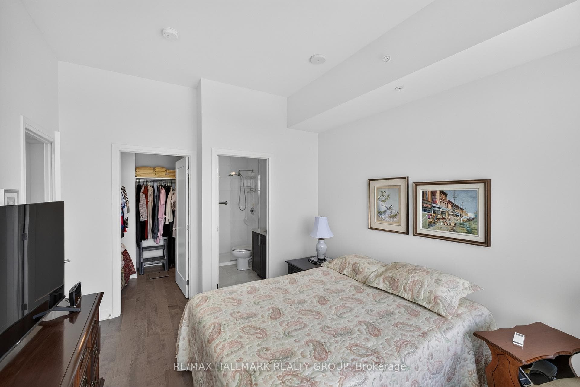 805 Carling Avenue Unit 2404 photo 37