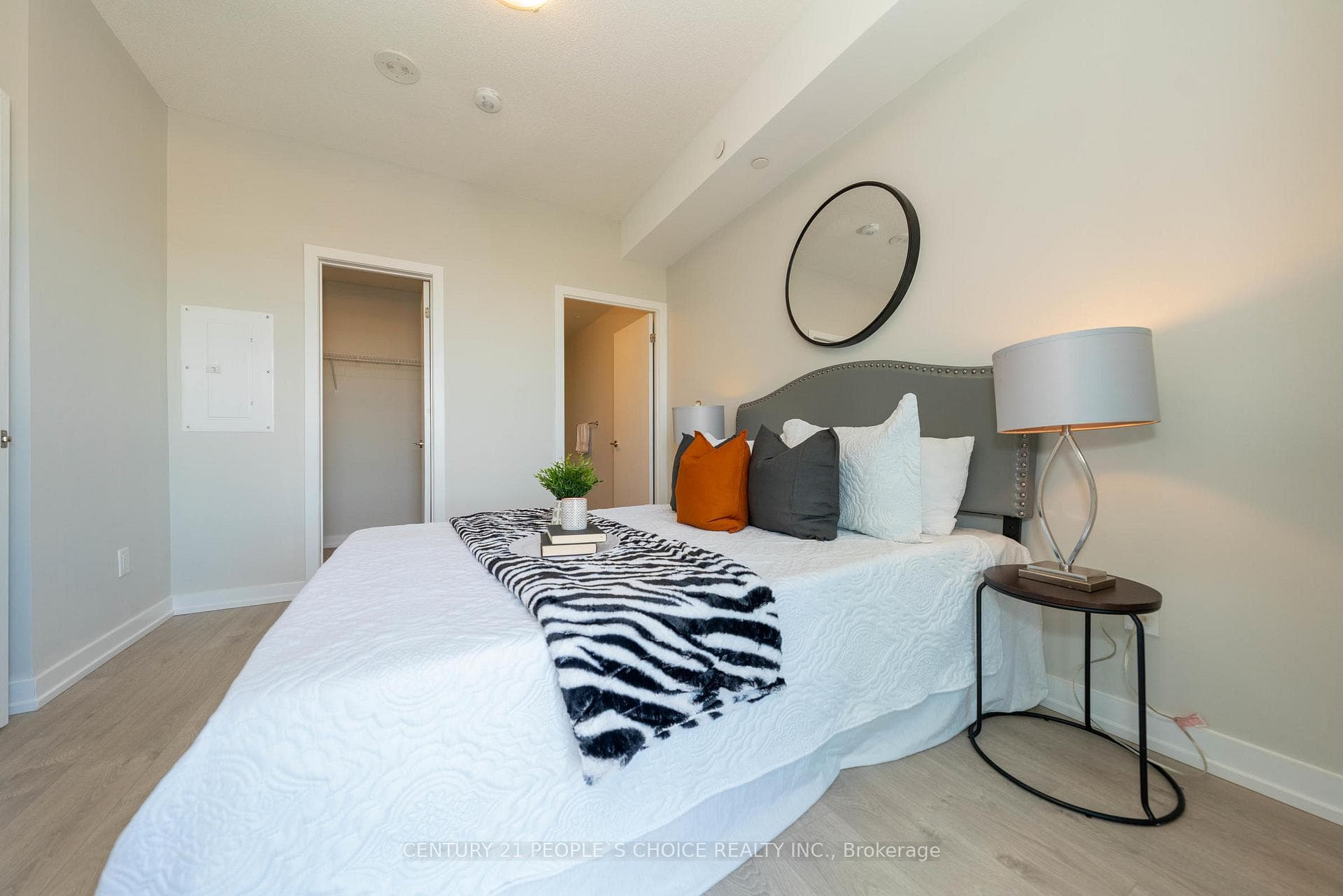 1480 Bayly Street Unit 1612 photo 27