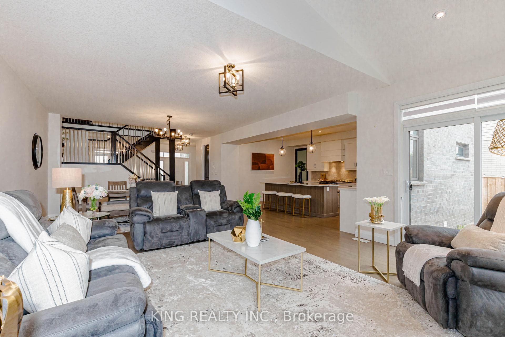 4091 CAMPBELL Street photo 14