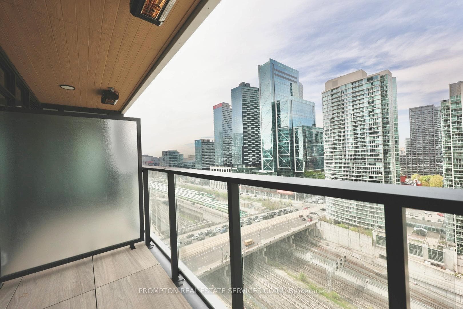 1 Concord Cityplace Way Unit 1901 photo 16