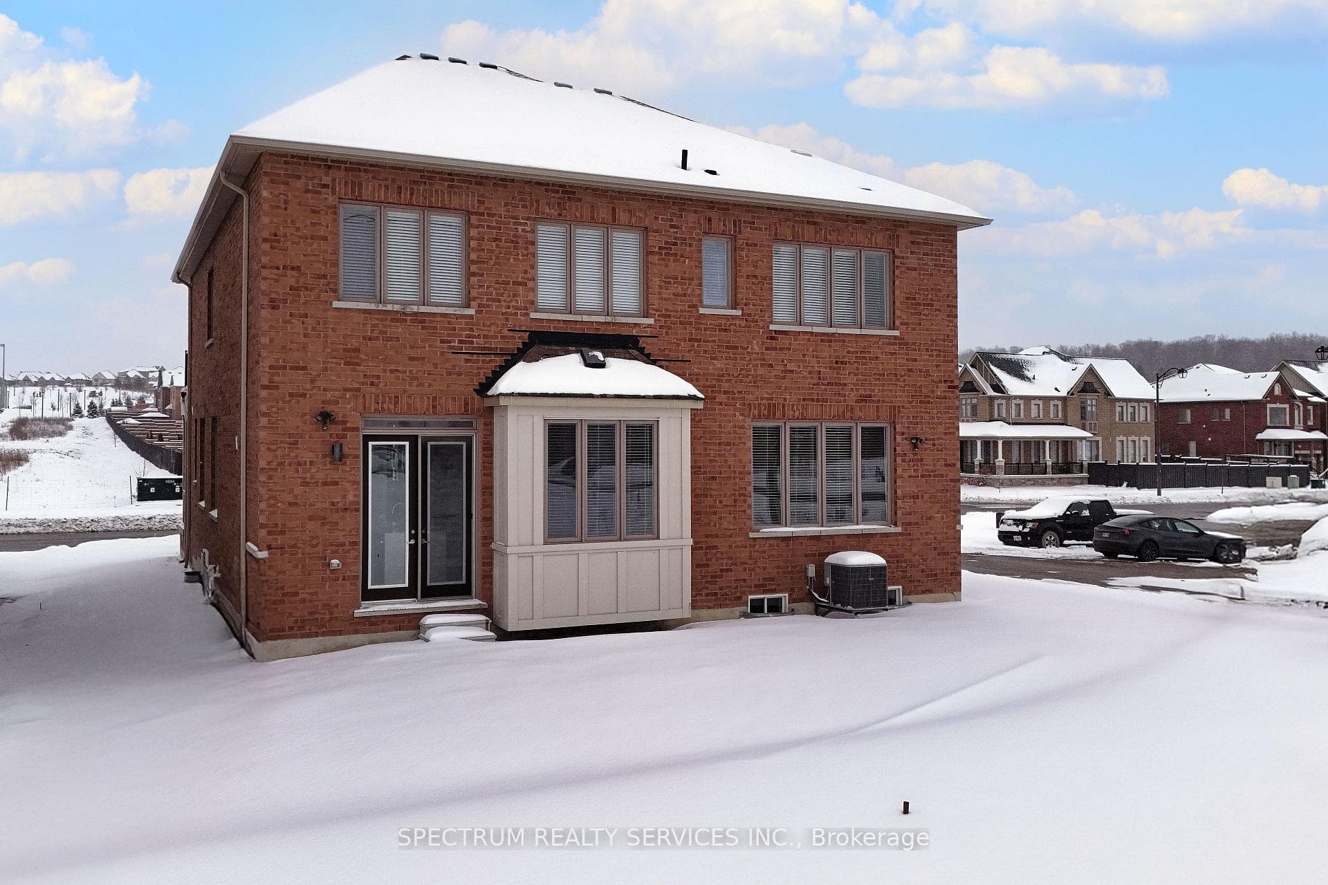 60 Crimson King Way photo 39