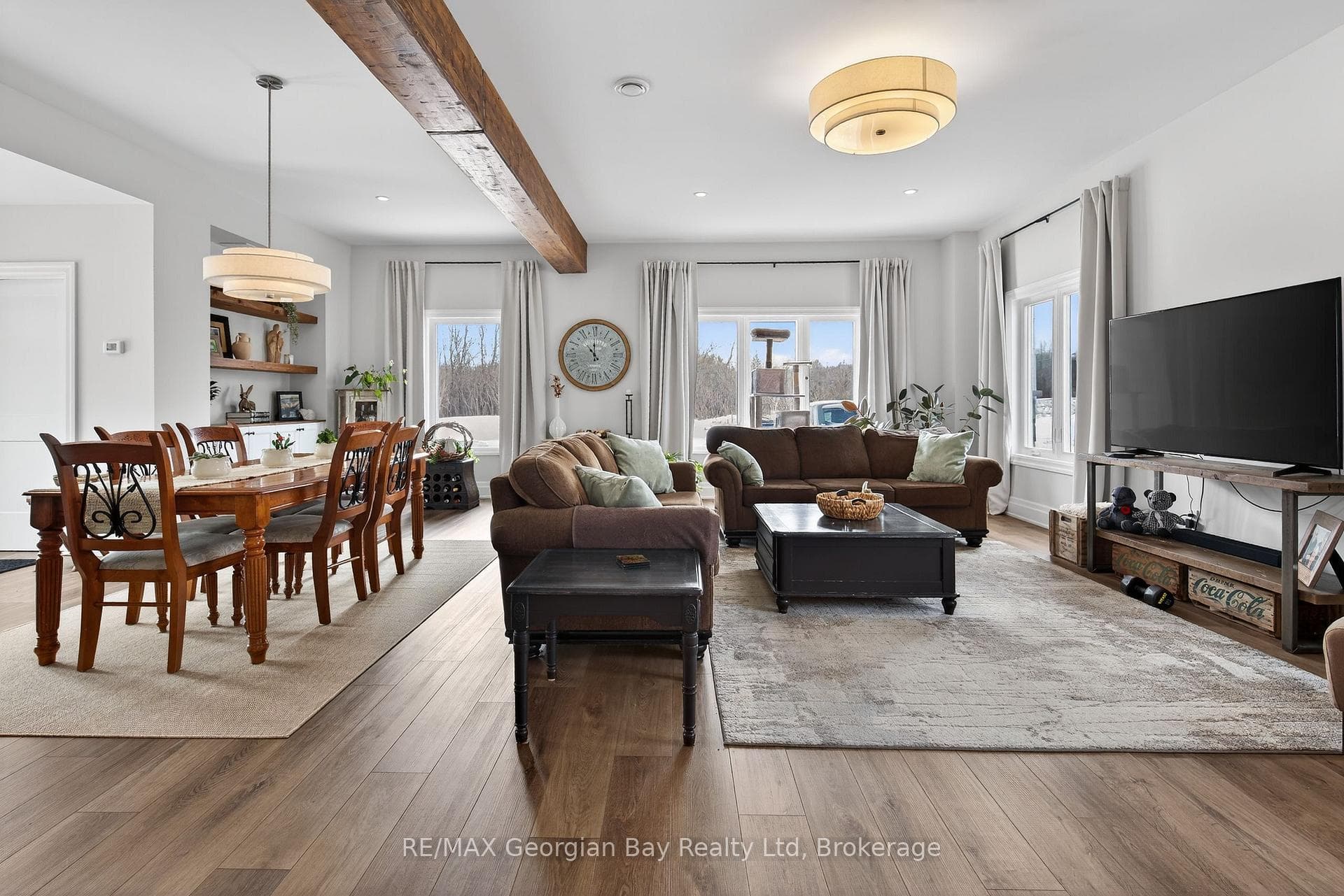 449 Park Street photo 3
