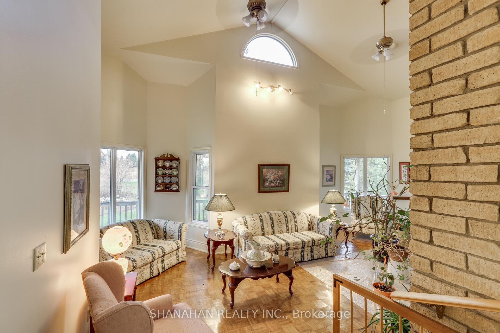 2404 Katesville Drive photo 9