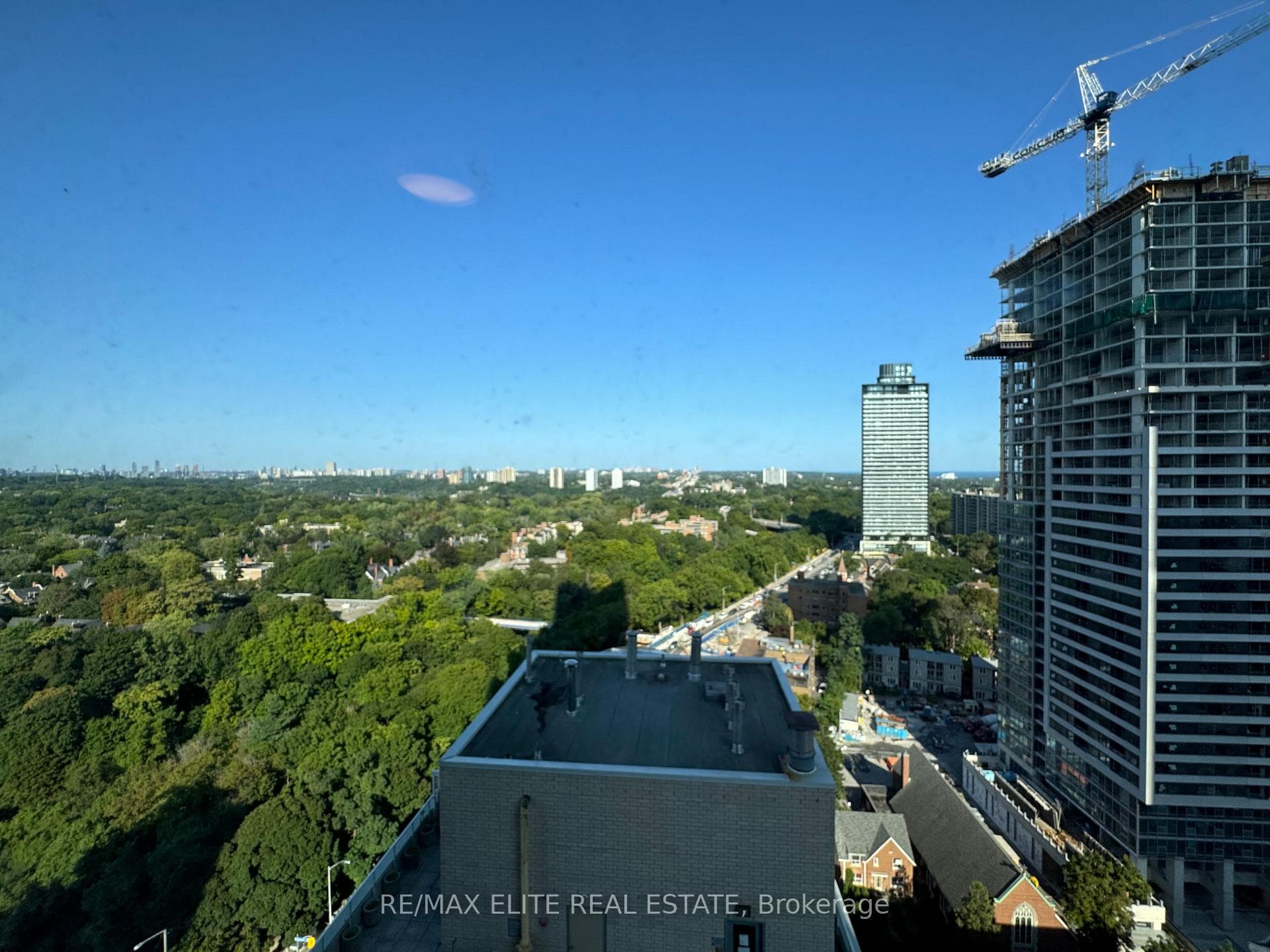 395 Bloor Street Unit 1811 photo 9