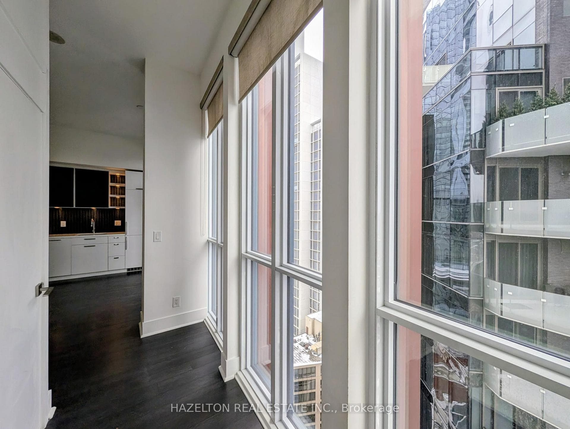 32 Davenport Road Unit 2201 photo 15