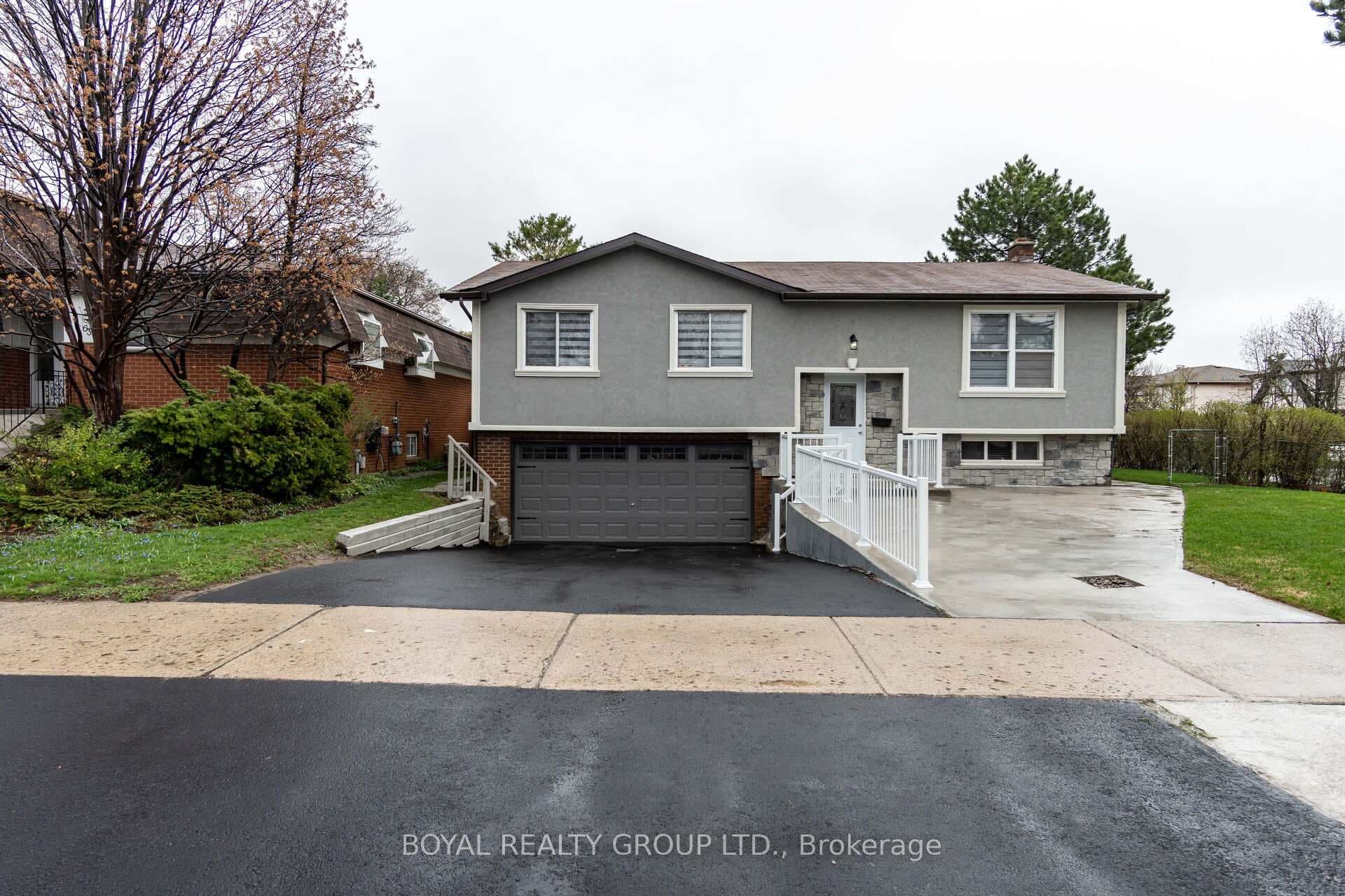 65 Abell Drive photo 1