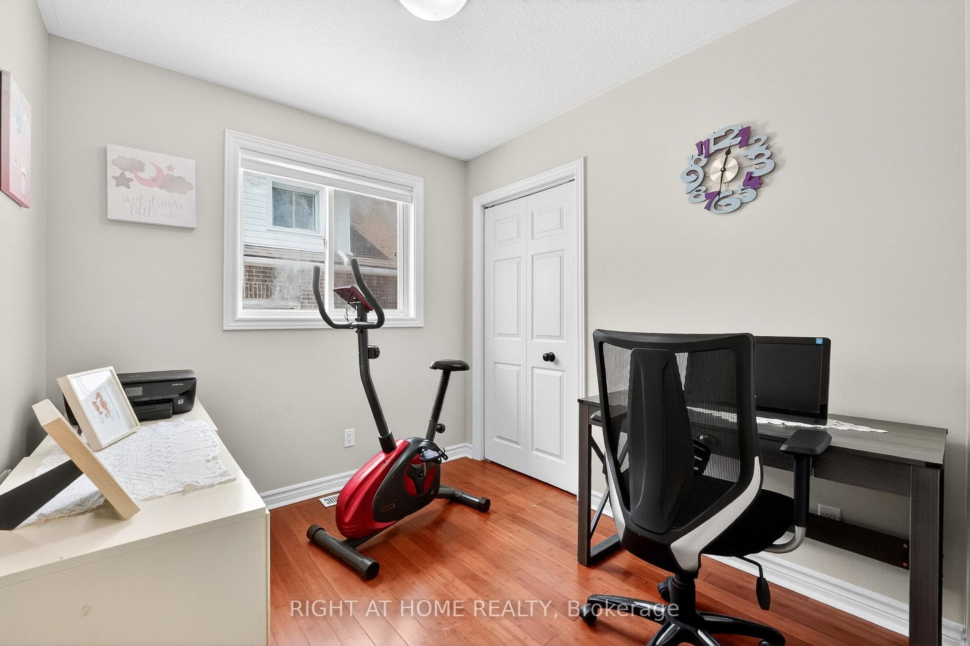 5524 Fraser Street photo 25