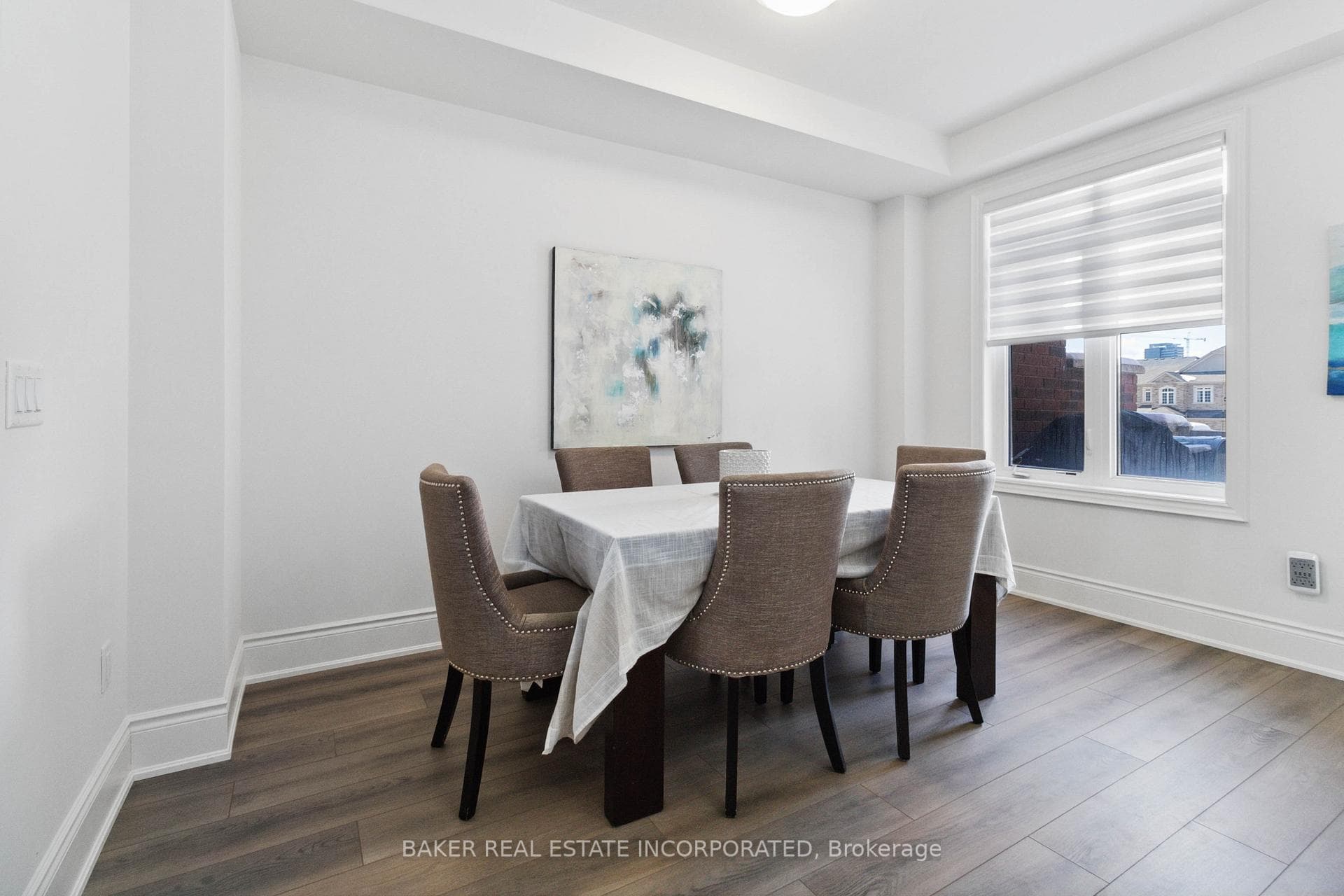 455 Dundas Street photo 13