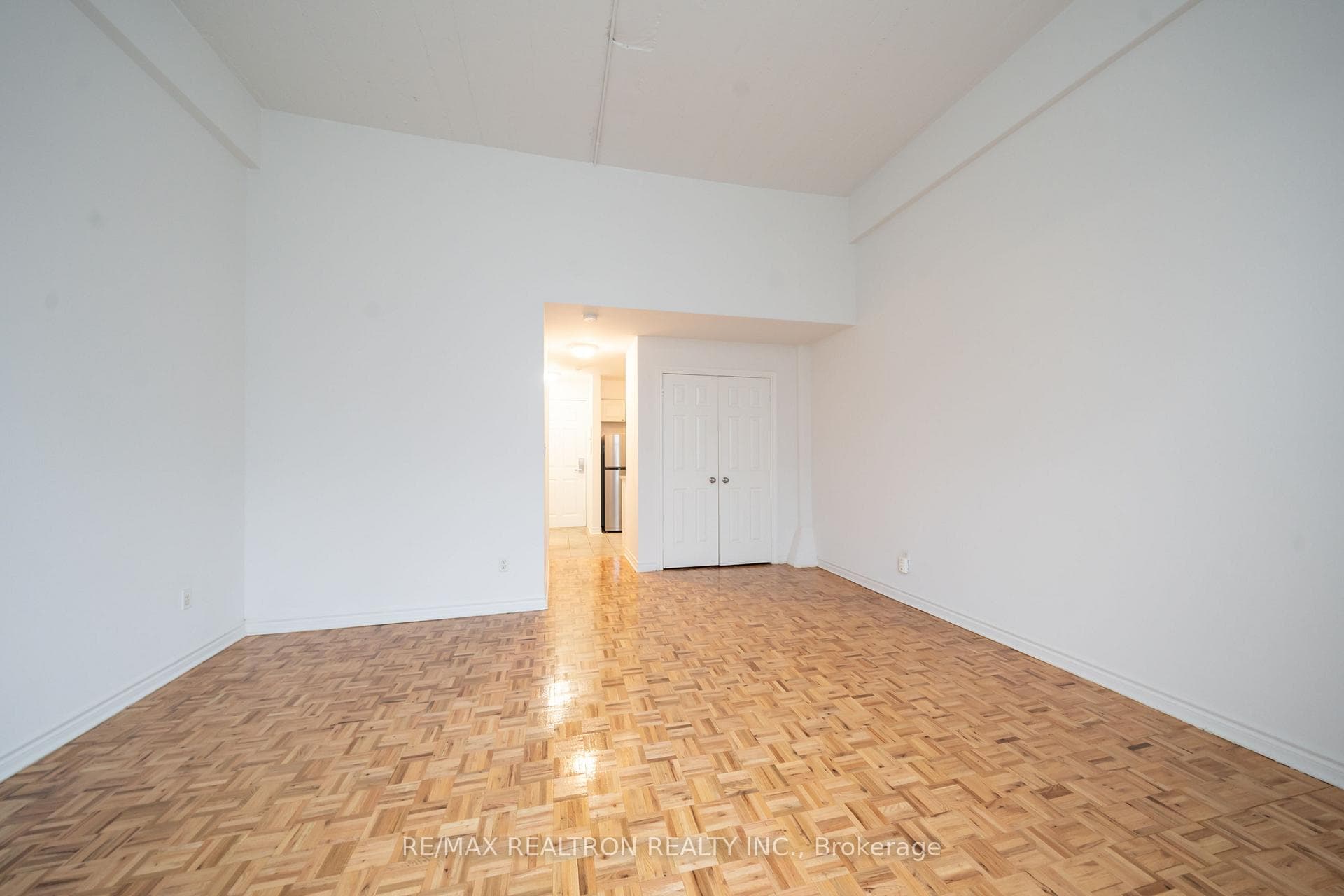 1407 Dupont Street Unit 313 photo 2