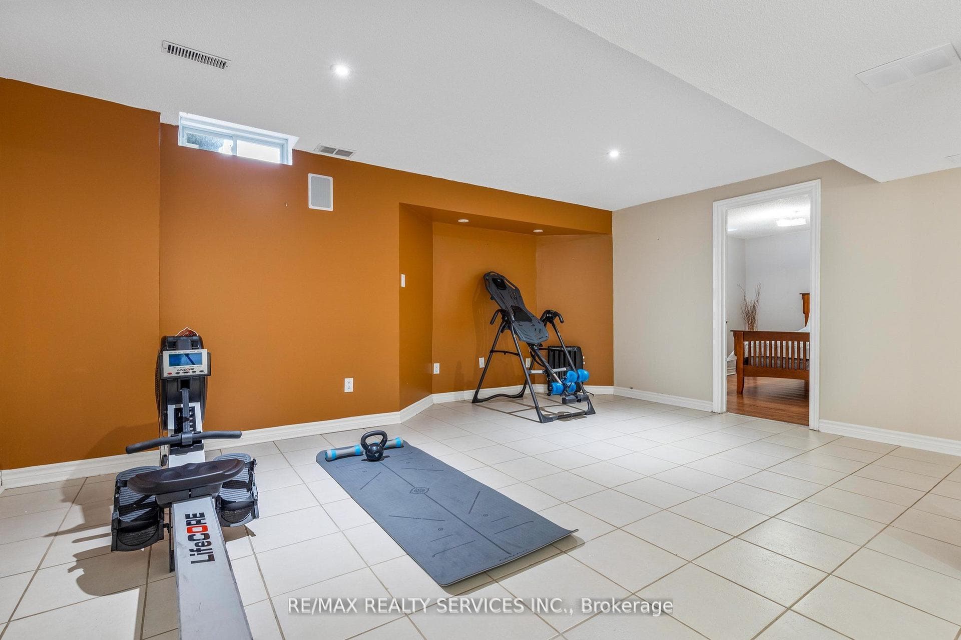 61 Royal Valley Drive photo 34
