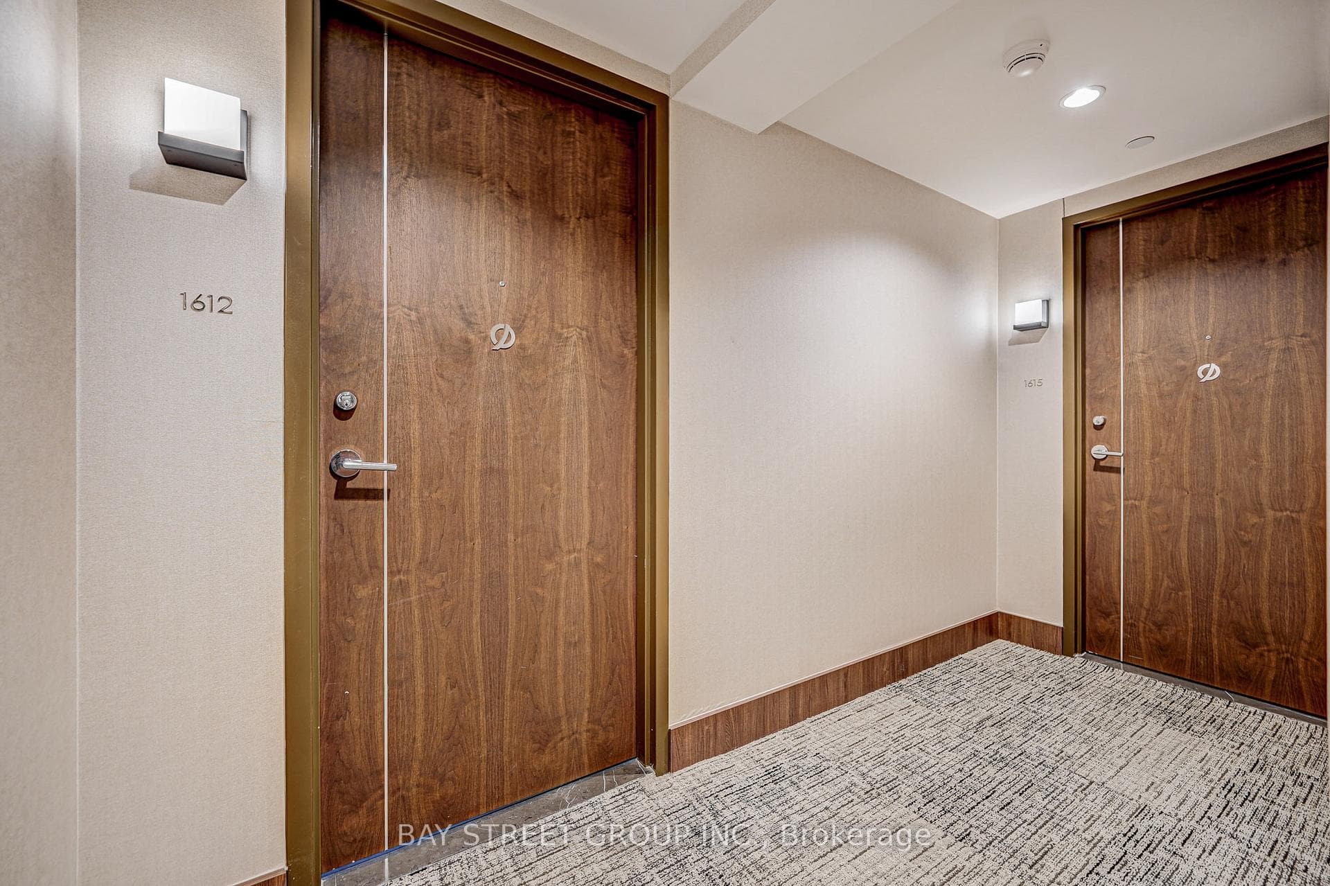 70 Queens Wharf Road Unit 1612 photo 4
