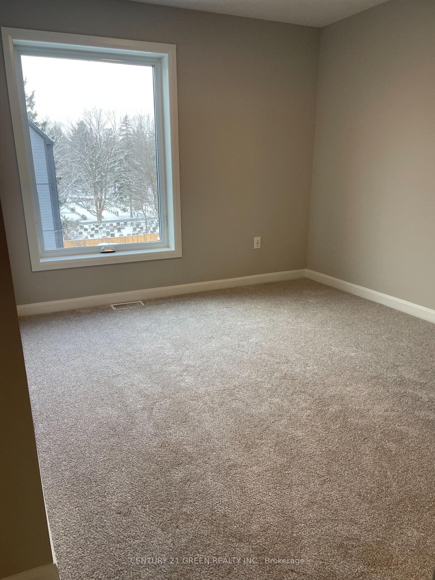 708 Woolwich Street Unit 219 photo 14