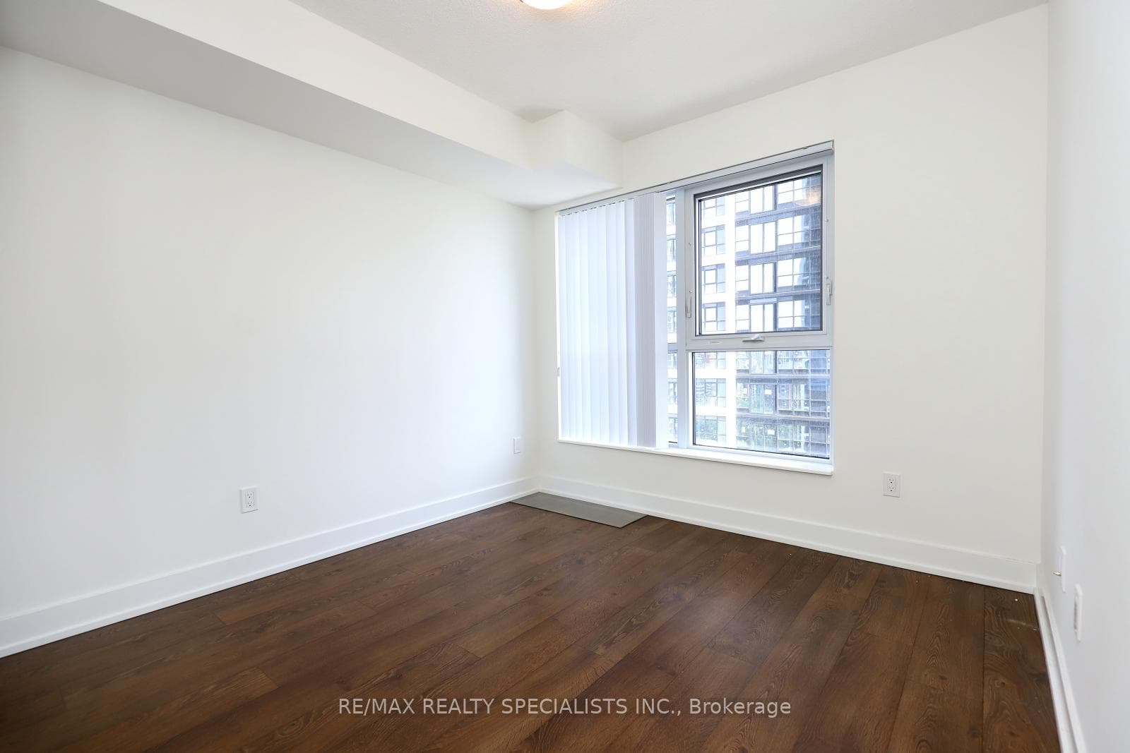 7 Mabelle Avenue Unit 1505 photo 18