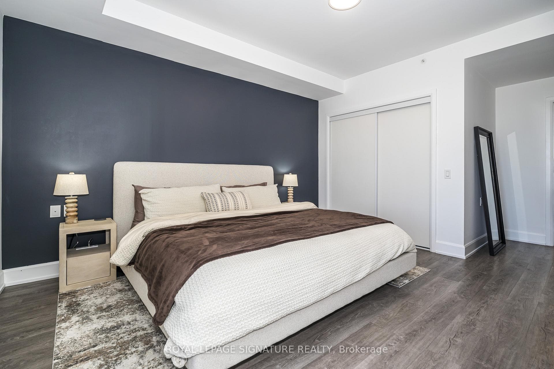 195 Hunter Street Unit 412 photo 26