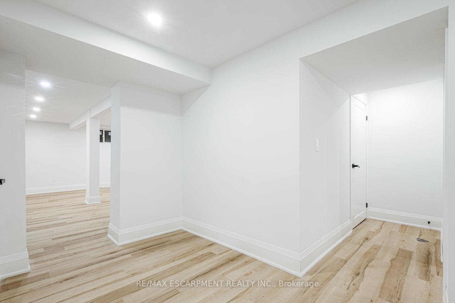 2104 Mississauga Road photo 38