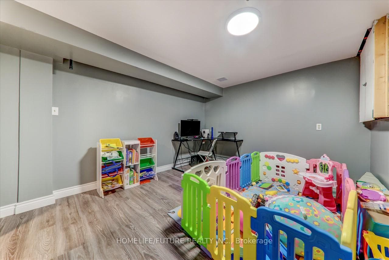401 Sewells Road Unit 84 photo 31