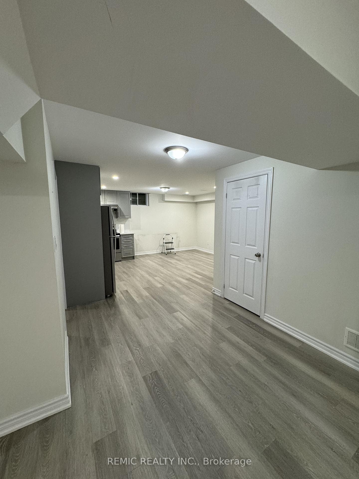40 Crombie Street photo 3