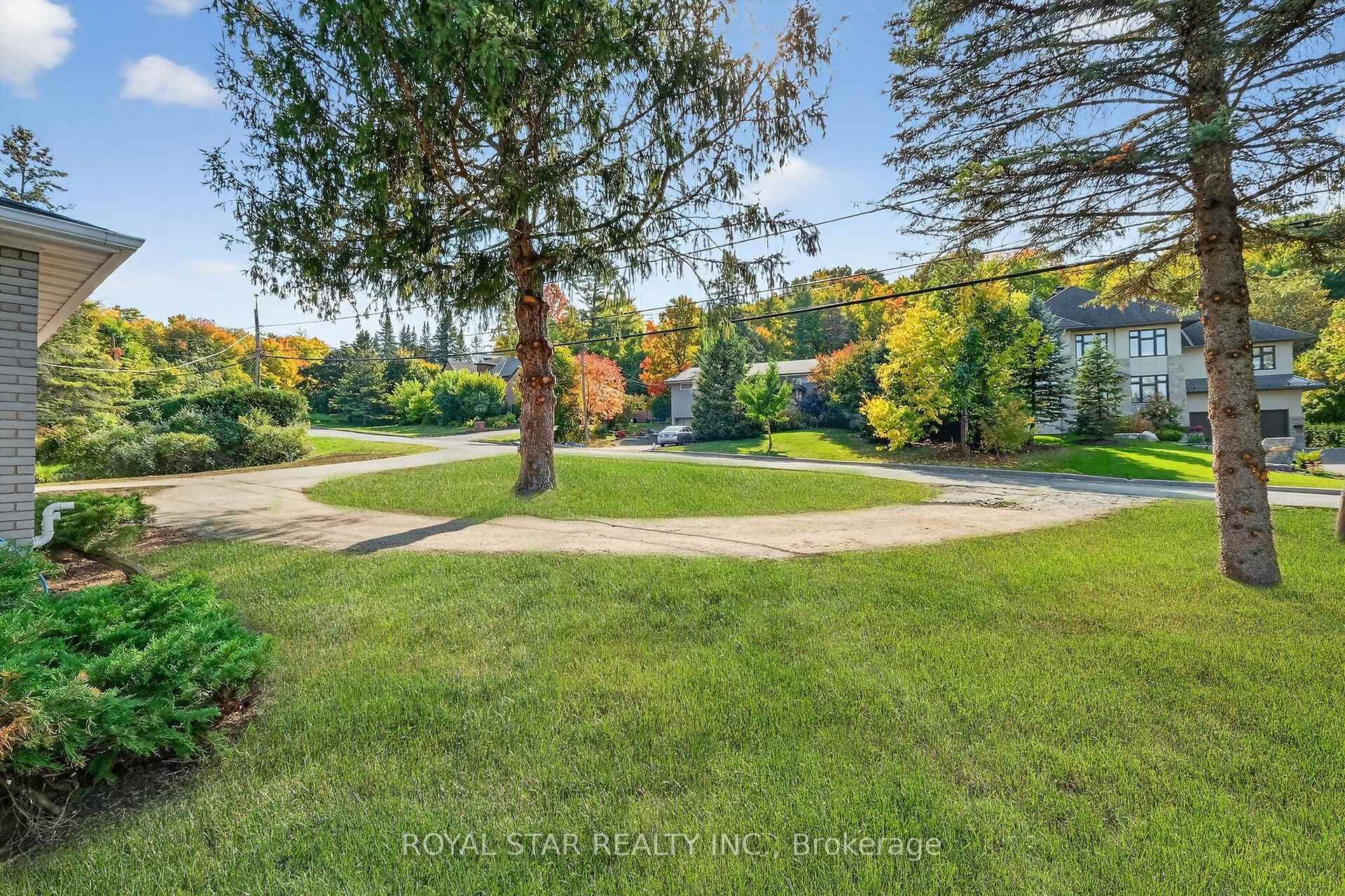 10 Delong Drive photo 4