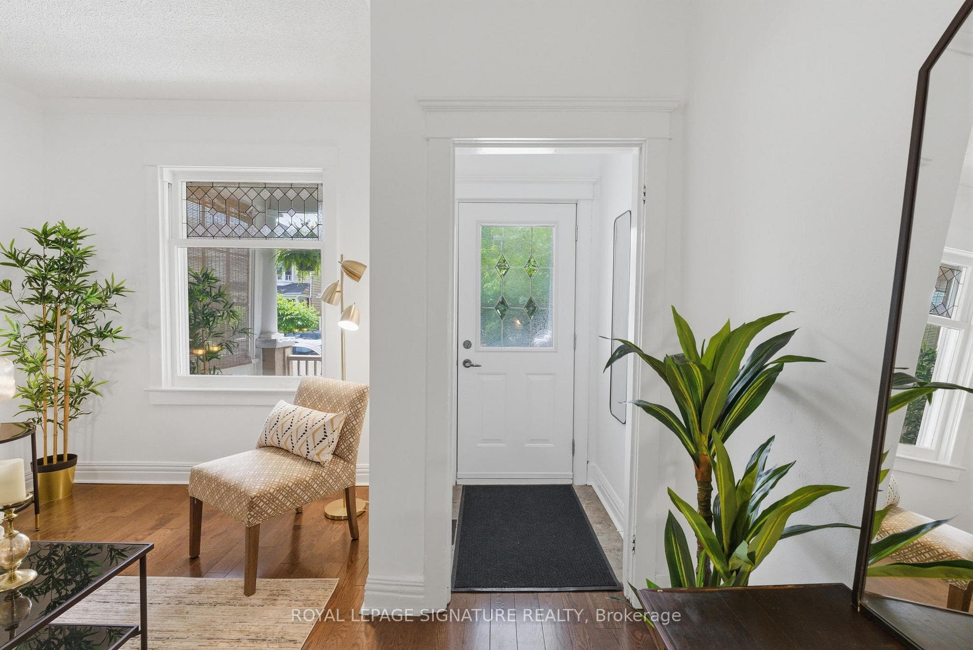 8 Baltic Avenue photo 2