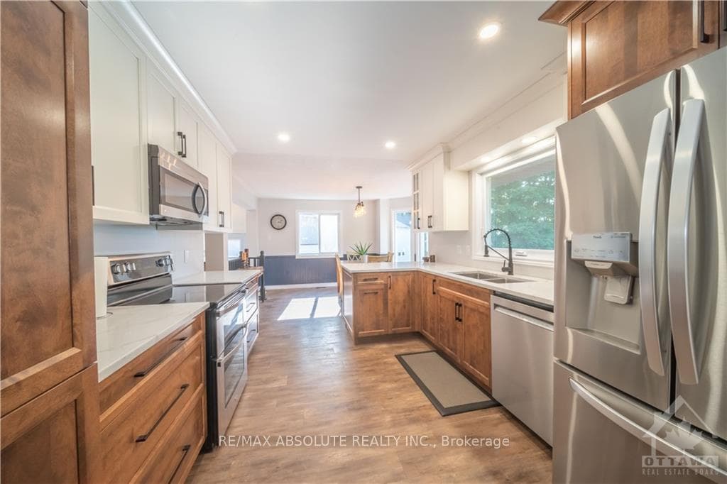 13822 CARRUTHERS Road photo 10