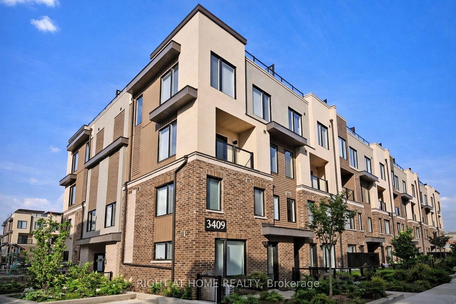 3409 Ridgeway Drive Unit 31 photo 1