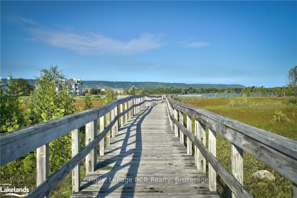 390 MARINERS Way photo 36