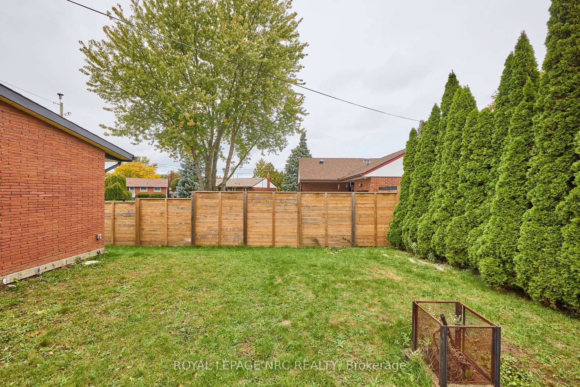 6673 Huggins Street photo 9