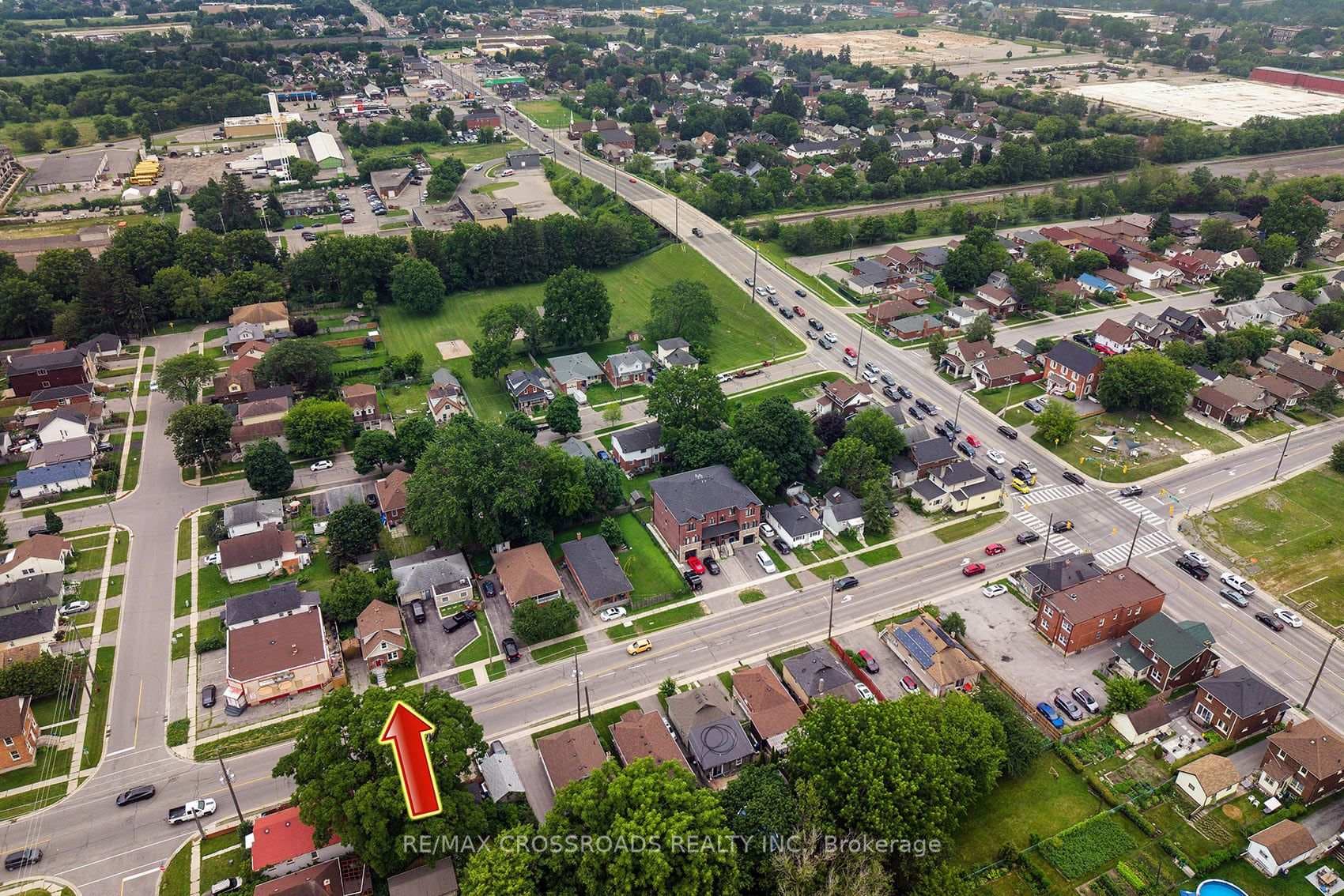 313 Olive Avenue photo 2