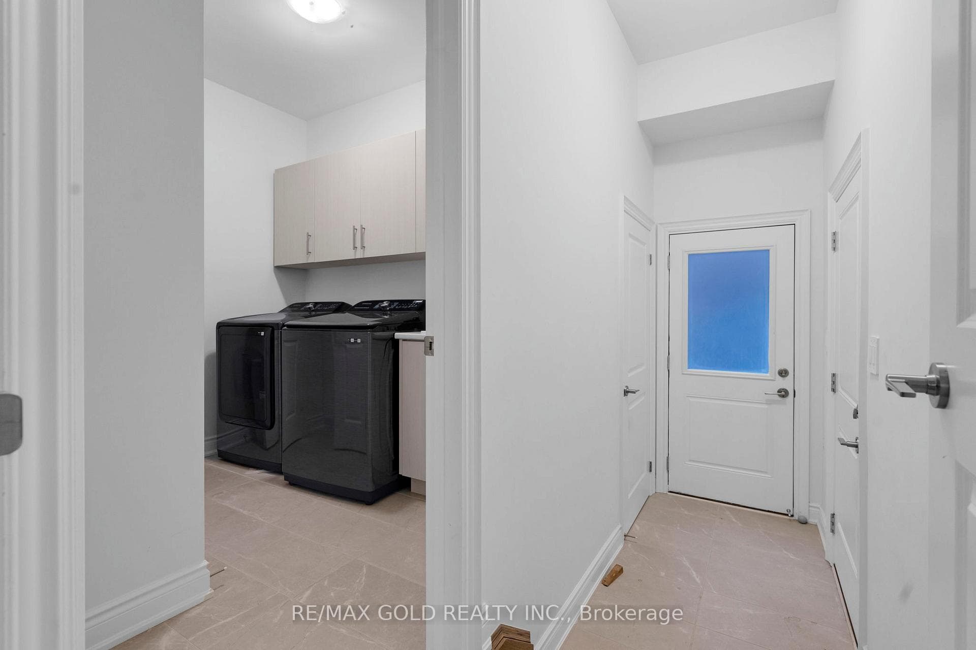 23 Bermondsey Way photo 8