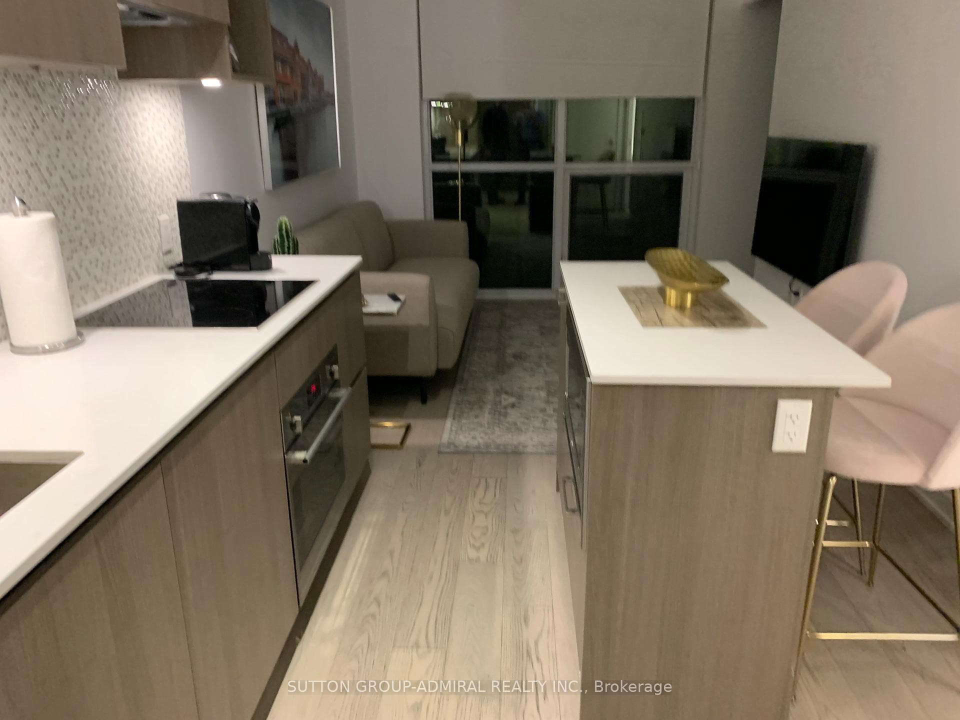 1 Yorkville Avenue Unit 2203 photo 8