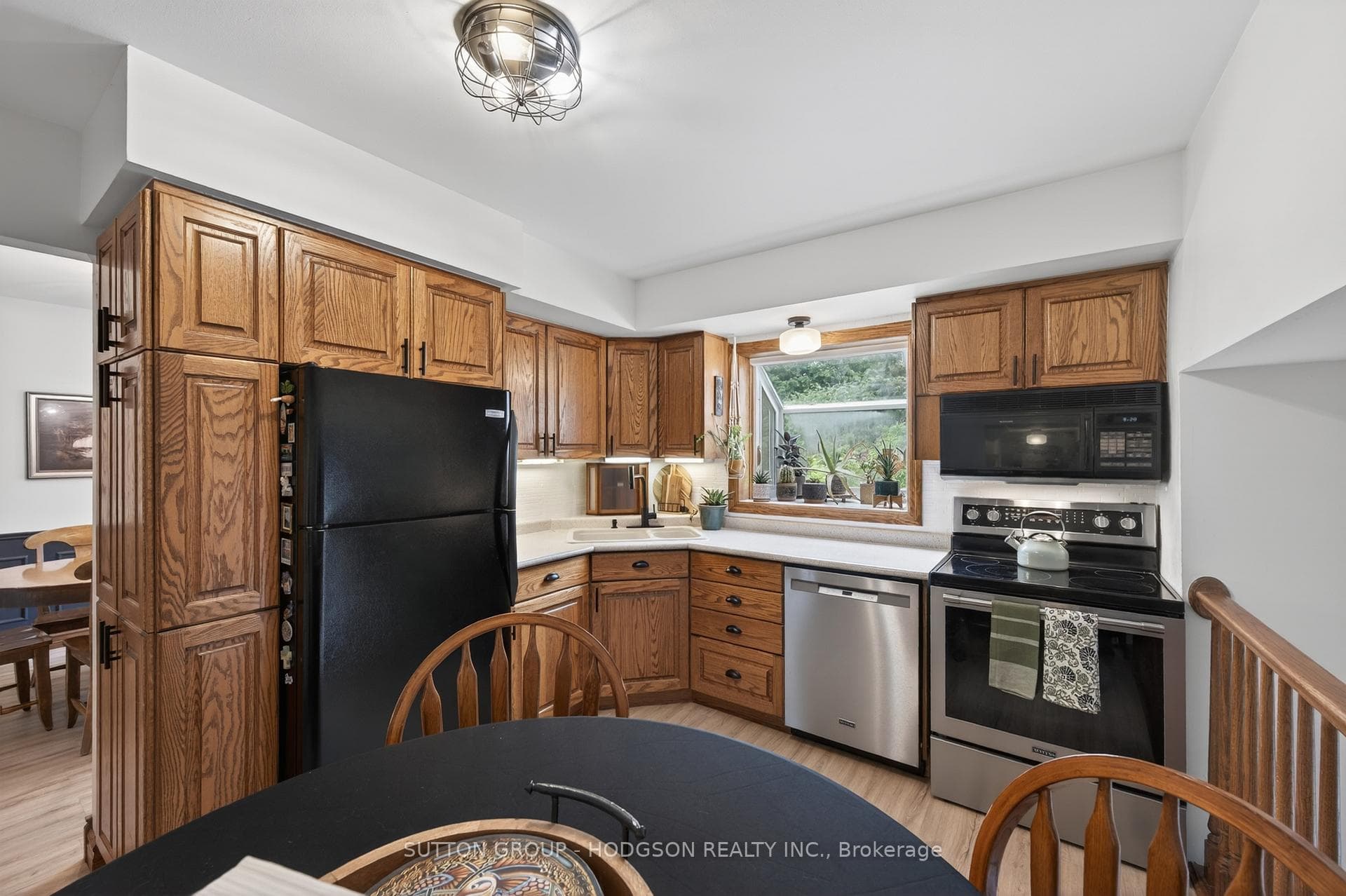47 Fairlane Crescent photo 11