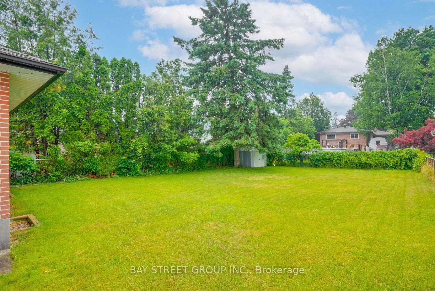 180 Rose Street photo 4