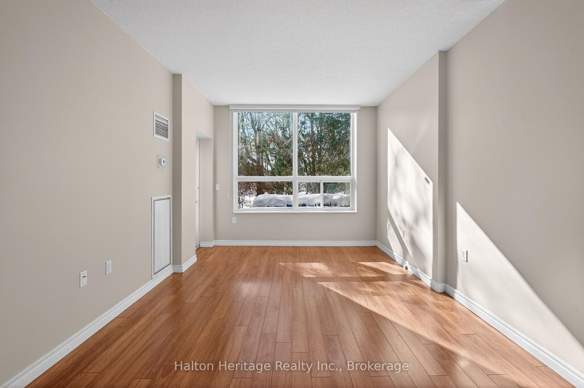 100 Burloak Drive Unit 1105 photo 12