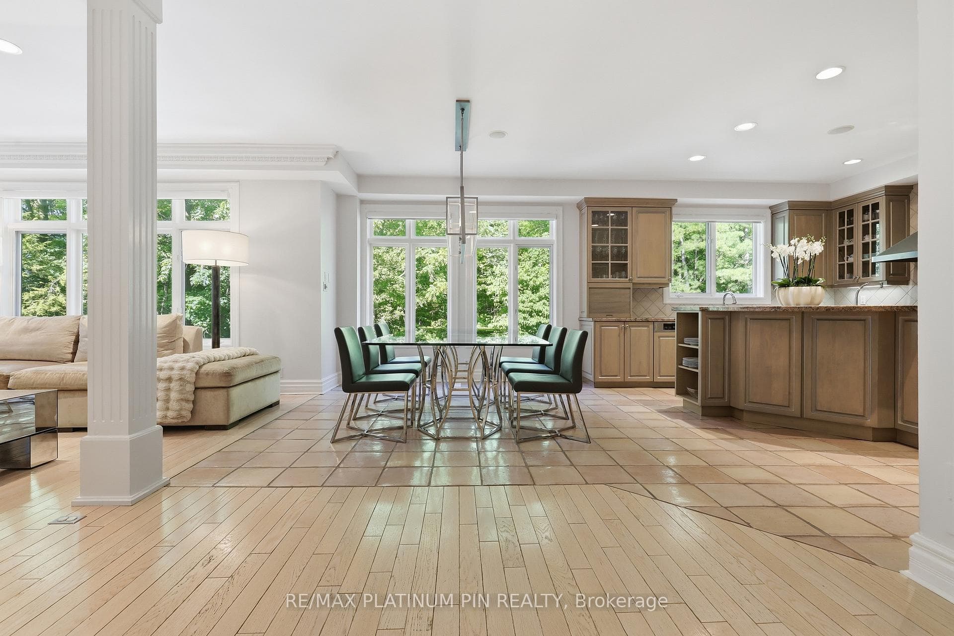 1843 O'Neil Court photo 4