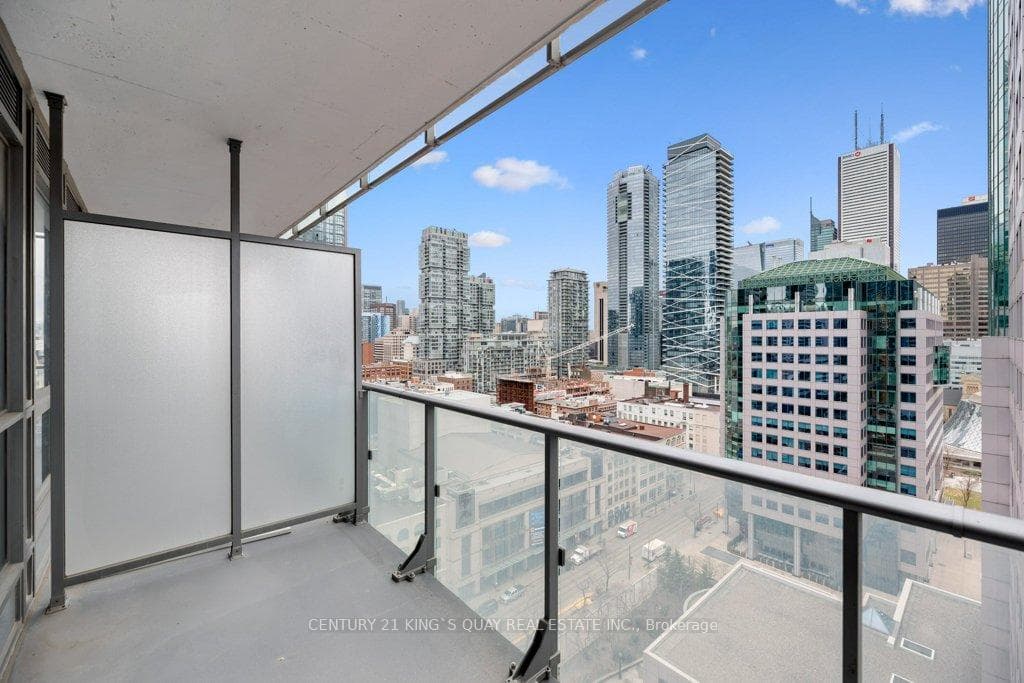 8 Mercer Street Unit 1703 photo 4