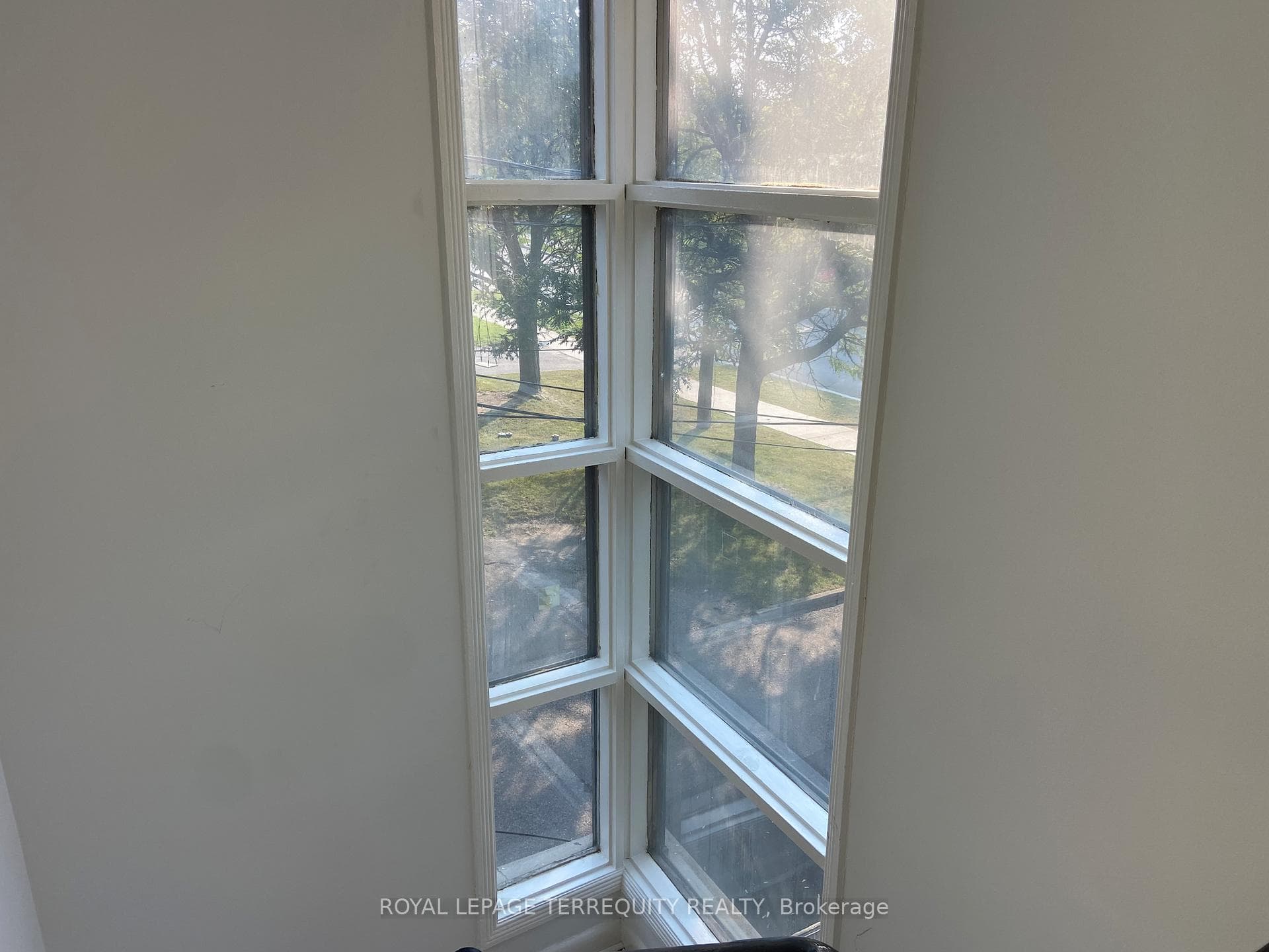 104 Neptune Drive photo 4
