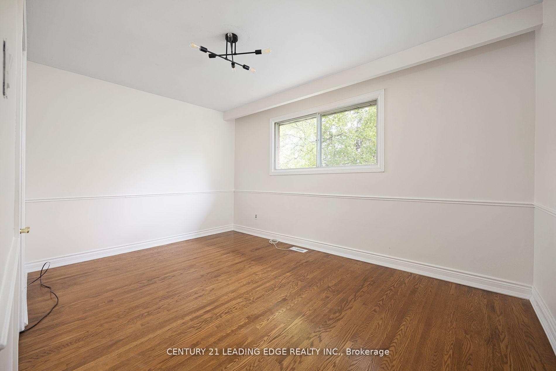 27 CAPTAIN ARMSTRONG Lane photo 18