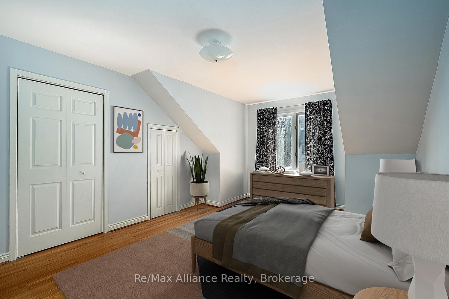 3rd Bdrm Vurtually Staged