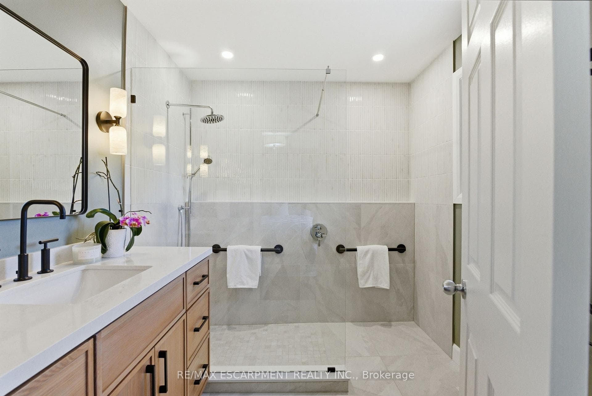 255 Mount Albion Road Unit 43 photo 19