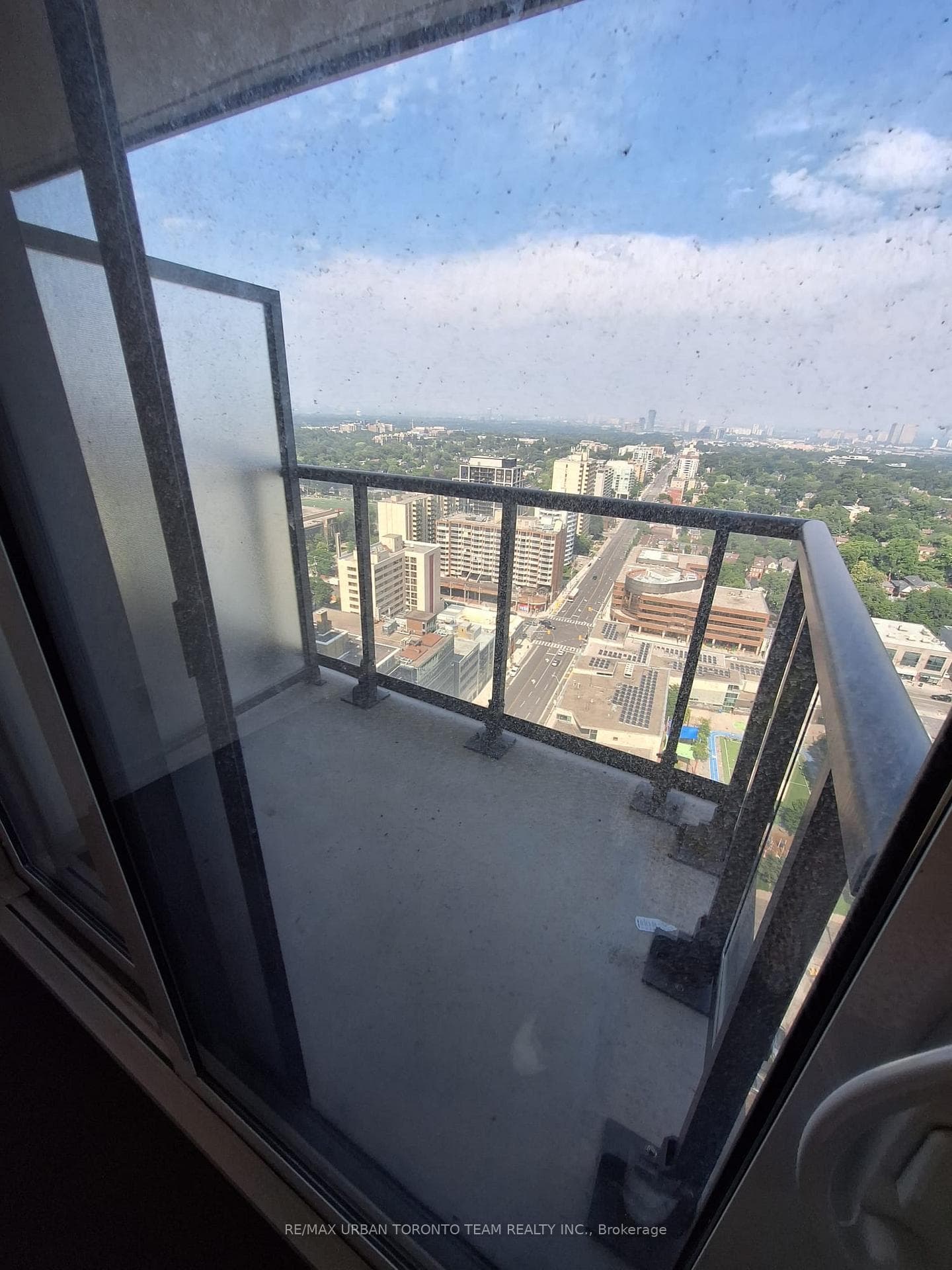 125 Redpath Avenue Unit 2811 photo 10
