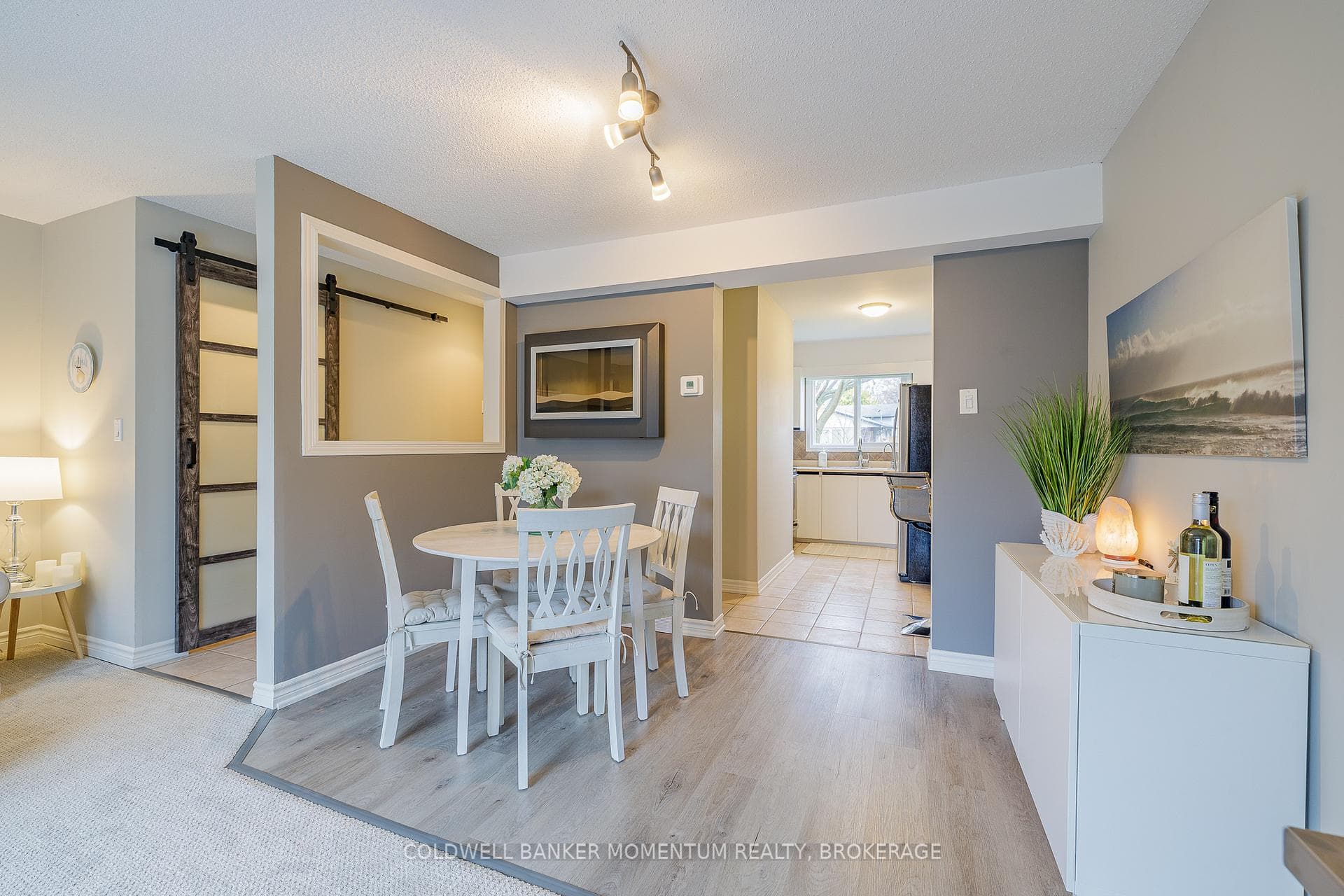 65 Dorchester Boulevard Unit 1 photo 4