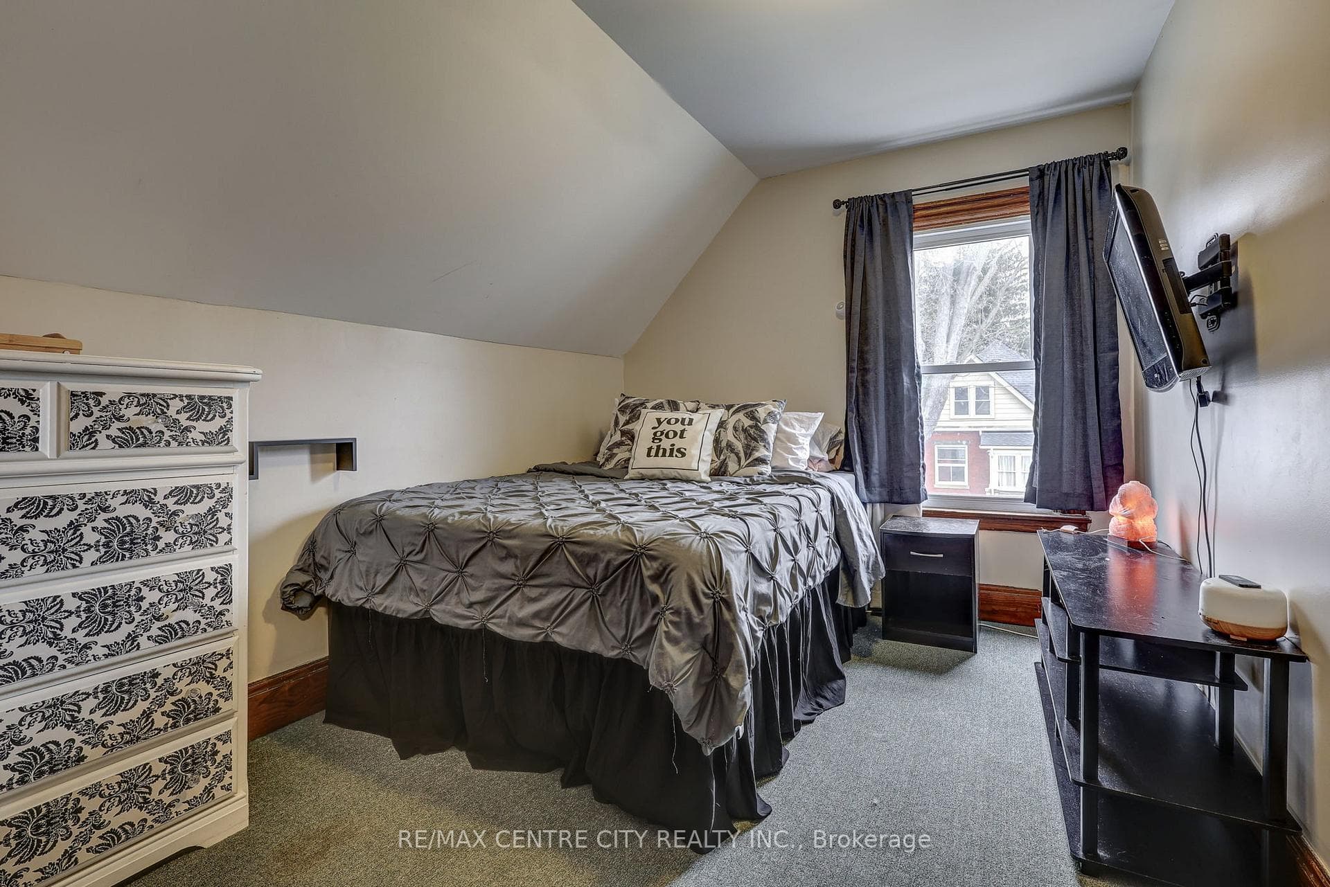 49 West Avenue photo 17