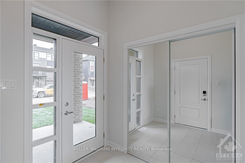 310 GISBORNE Place photo 3