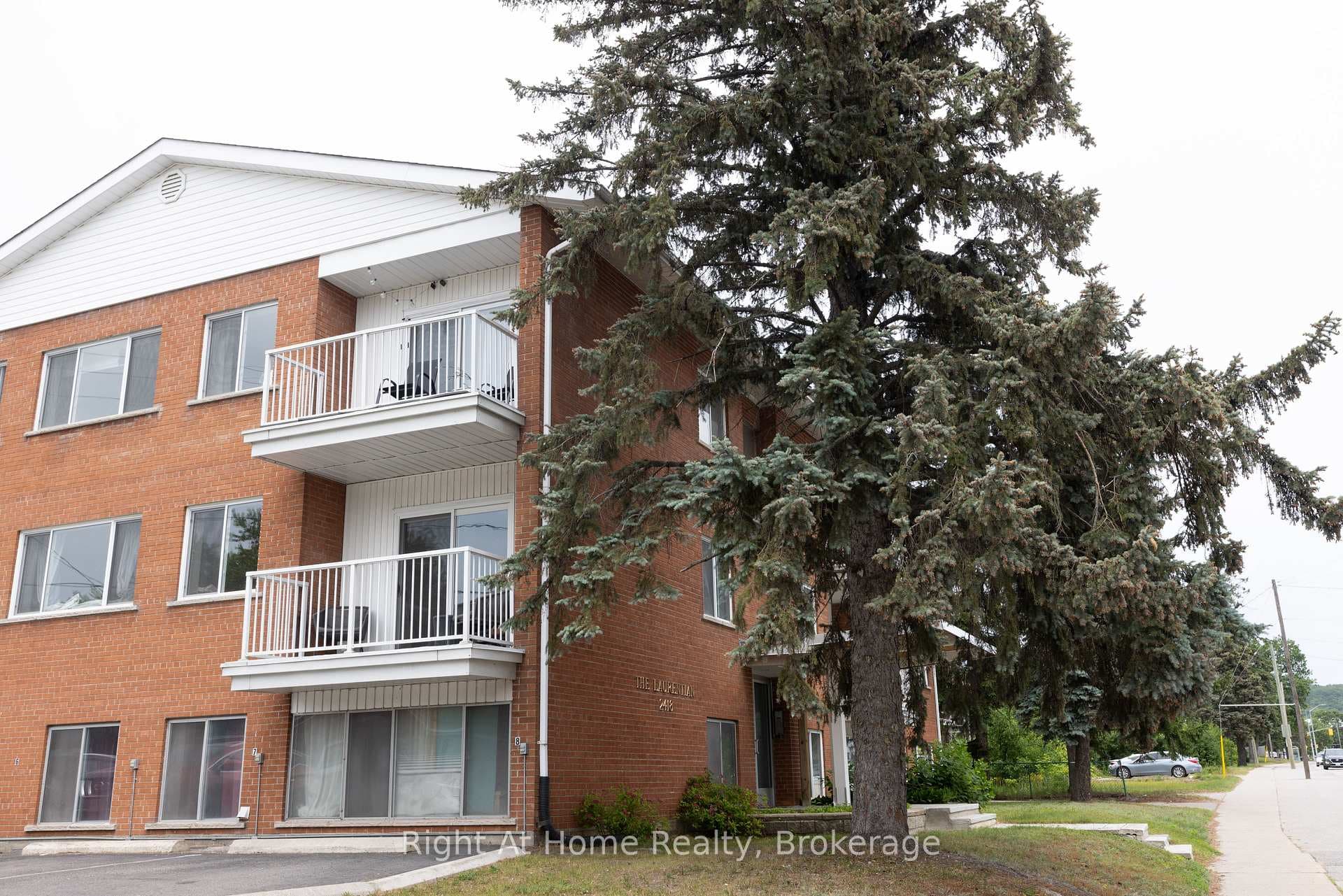 2418 TROUT LAKE Road Unit 7 photo 2