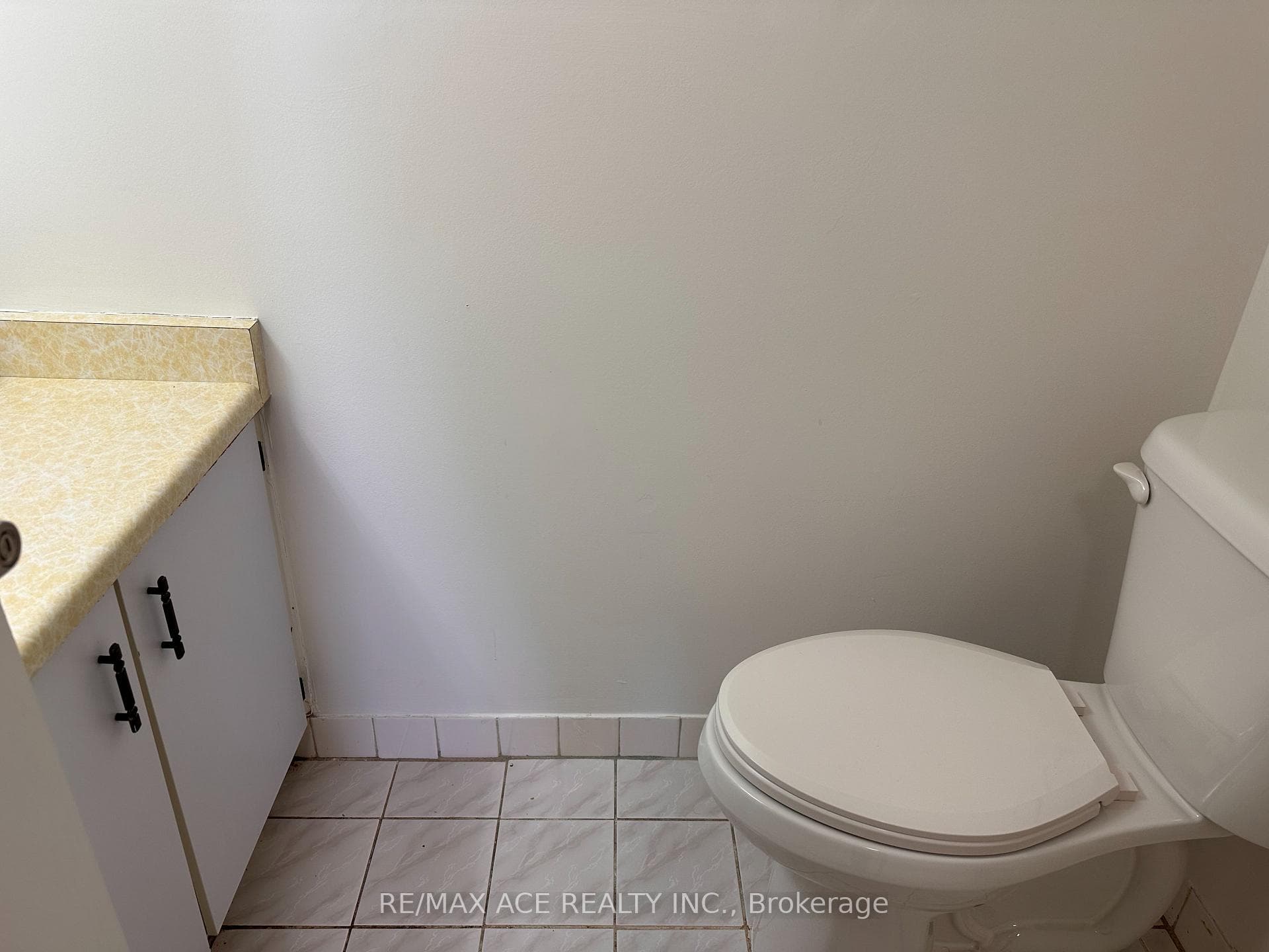 25 Sunrise Avenue Unit 506 photo 18