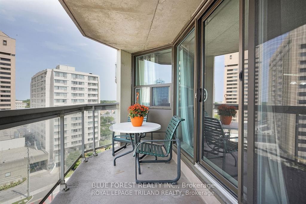 363 Colborne Street Unit 1006 photo 25