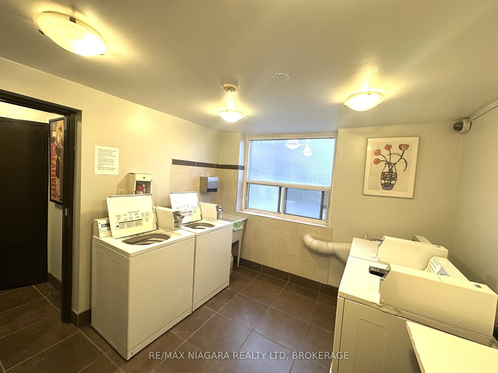 7 Riverview Boulevard Unit 301 photo 29